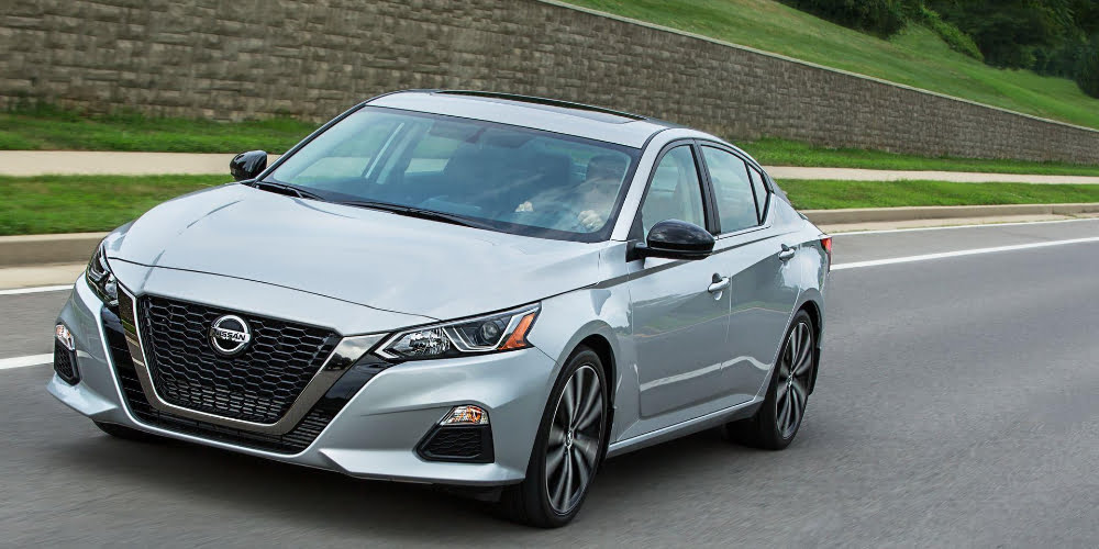 What Could Be Some Indications That The 2013 Nissan Altima Check Engine Light Issue In My Car Is Serious? 2 2013 Nissan Altima Check Engine Light