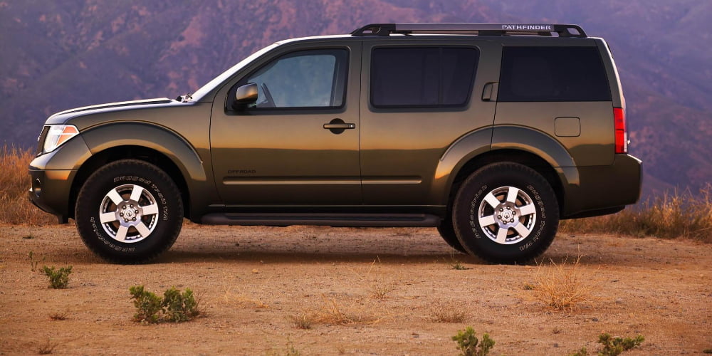 Does Blinking Check Engine Light Nissan Pathfinder Come Different Colors And Does It Matter? (2023) 3 linking Check Engine Light Nissan P