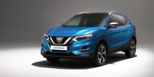 Red Check Engine Light Nissan Qashqai