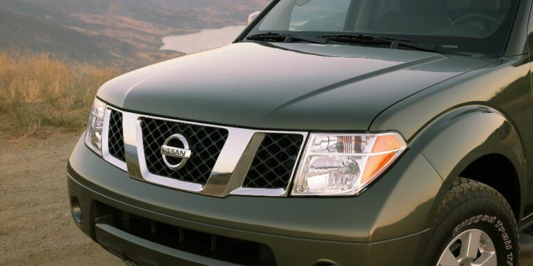 Can A Malfunctioning Mass Airflow Sensor Cause The 2014 Nissan Pathfinder Check Engine Light To Come On, And How Can It Be Diagnosed And Repaired? 1 2014 Nissan Pathfinder Check Engine Light